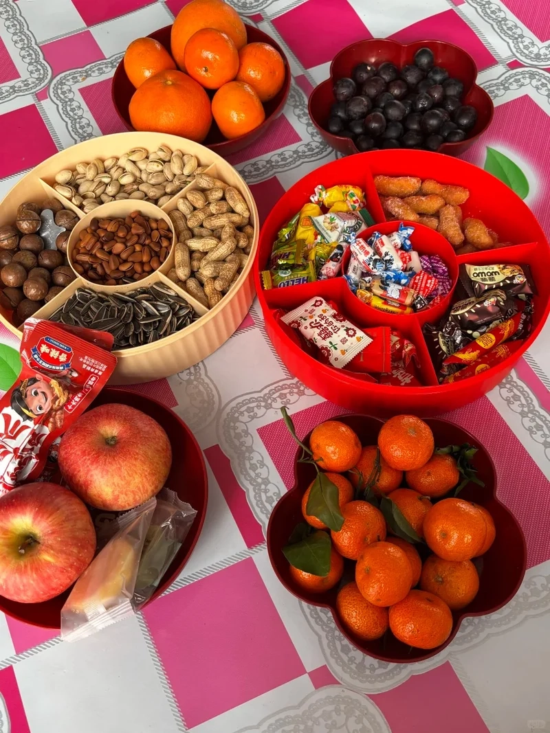 Mừng năm mới may mắn với Ảnh bánh mứt kẹo mừng năm mới