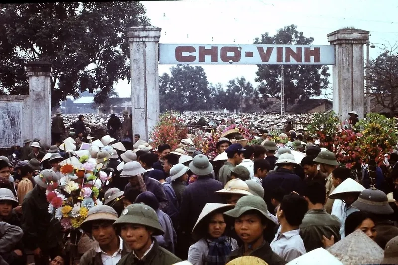 Bộ hình nền cảnh họp chợ xưa chất