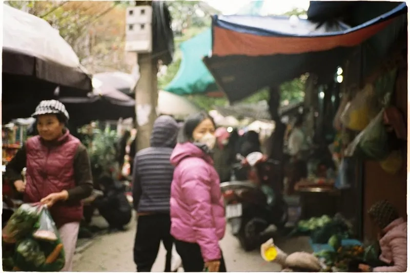 Tấm ảnh những gian hàng chợ tết xưa