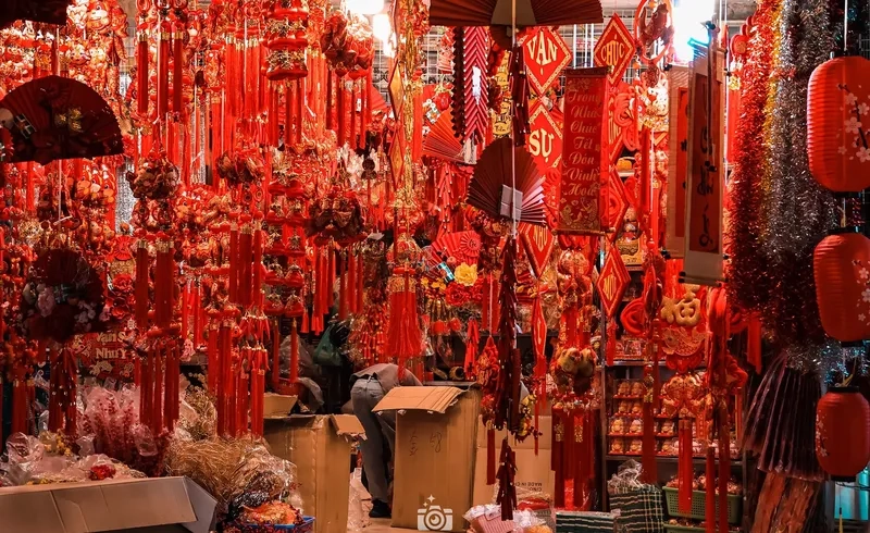 Tấm ảnh chuẩn bị đón tết rộn ràng