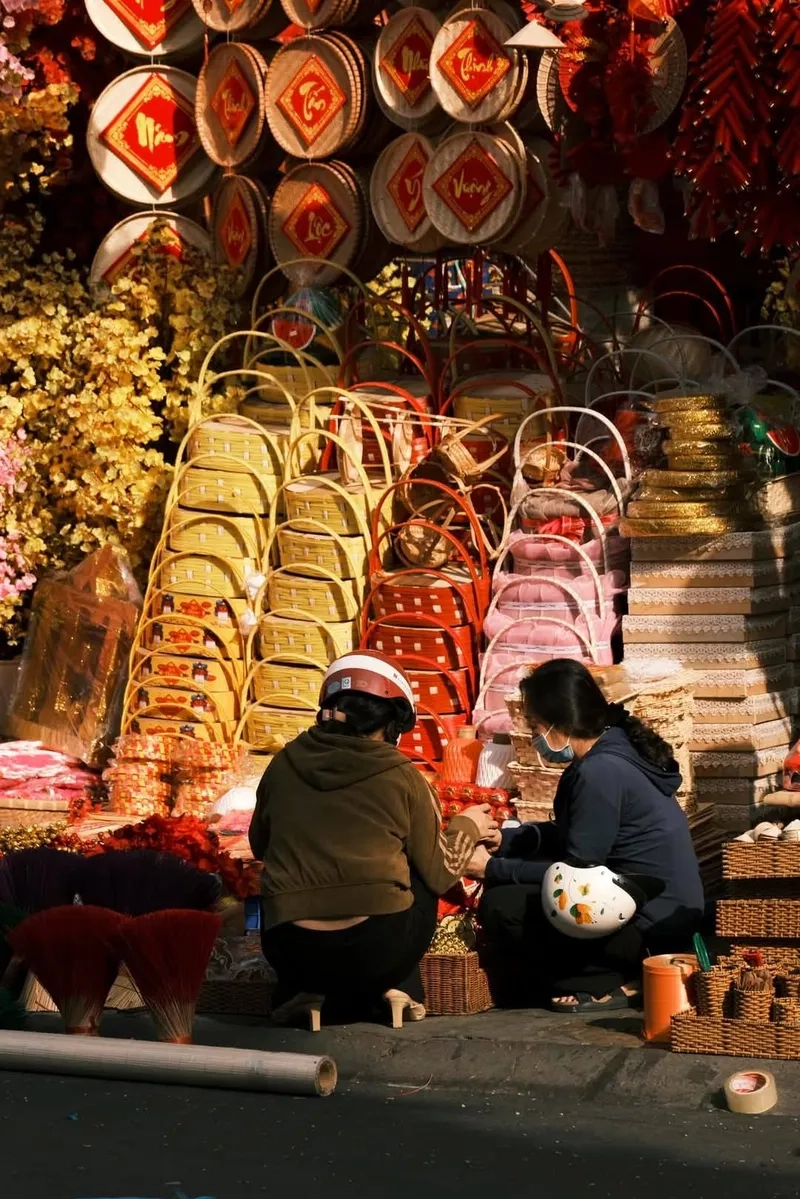 Xem ảnh gia đình quây quần ngày tết