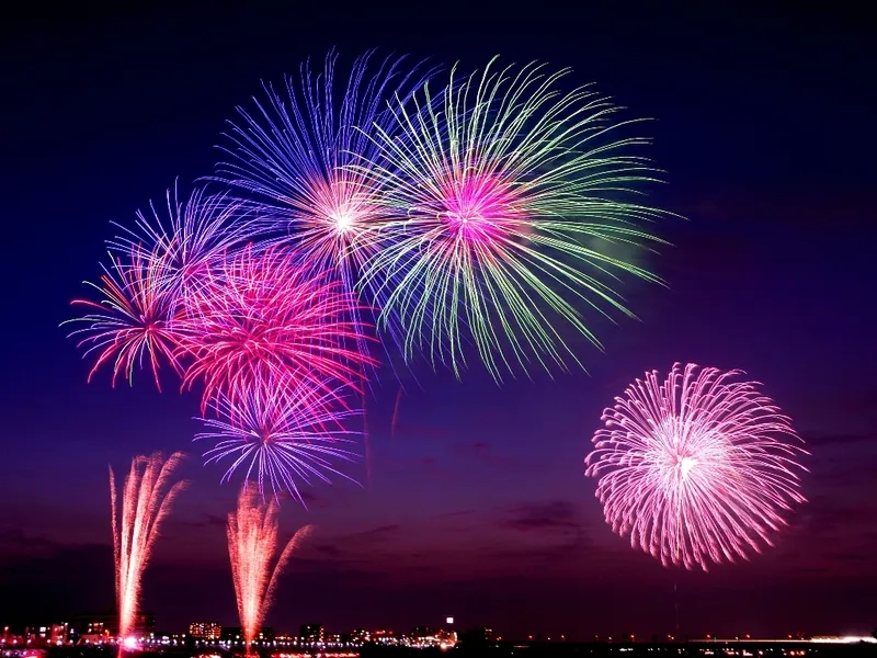 Bộ ảnh pháo hoa giao thừa 2026 mới