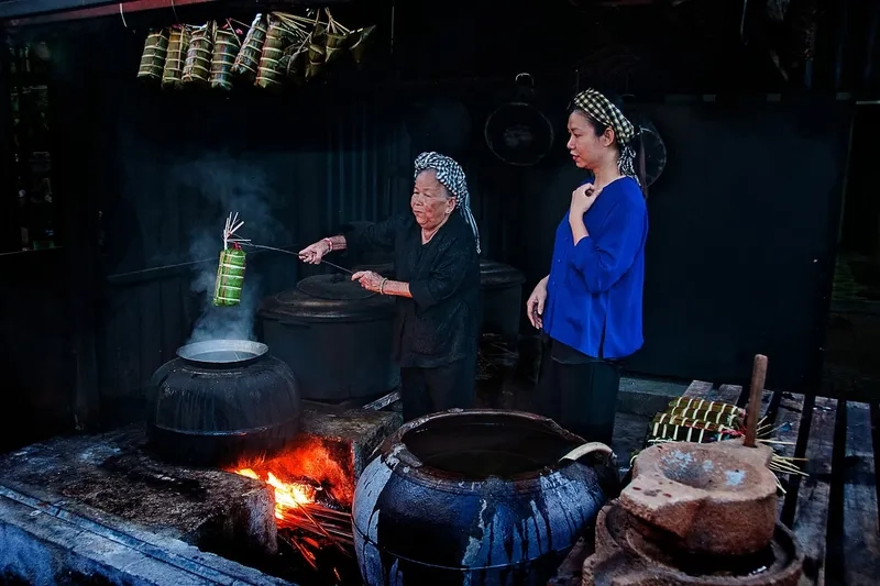 Tấm ảnh chợ quê em ngày tết nhộn