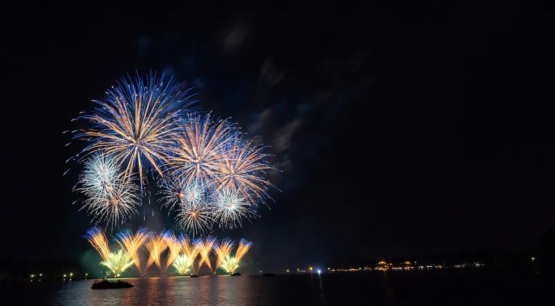 Nét pháo nổ tết xưa hoài niệm đẹp