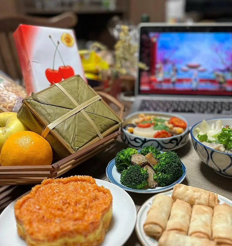 Khoảnh khắc đêm 30 tết lung linh rực rỡ