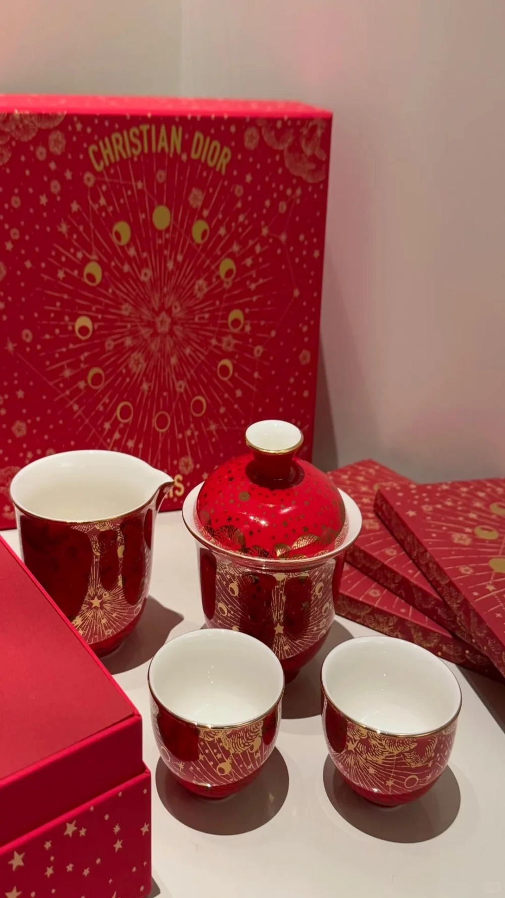 Ý nghĩa sâu sắc của hình nền gốm sứ tết may mắn