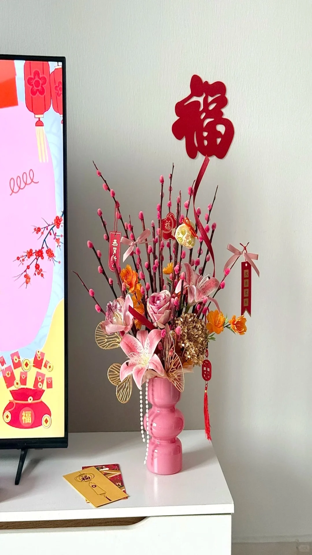 Trải nghiệm sống động với Hình nền gốm sứ Tết 4K