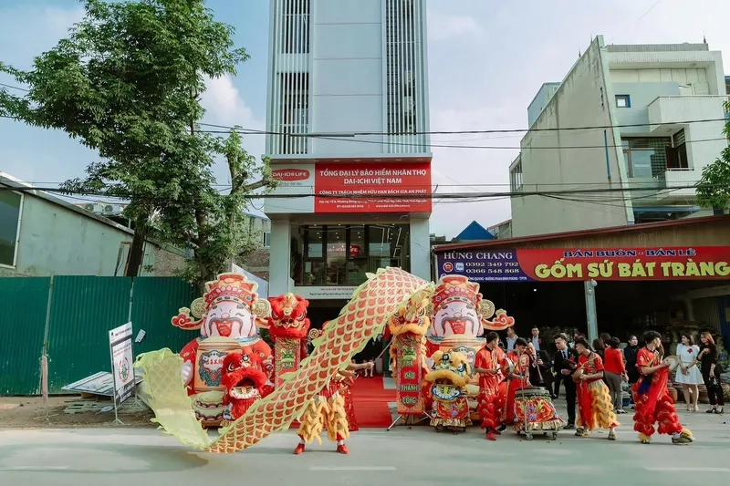 Xem ảnh lễ hội múa rồng náo nhiệt