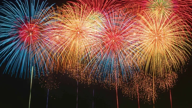 Mẫu hình nền pháo hoa đẹp 4k cực nét