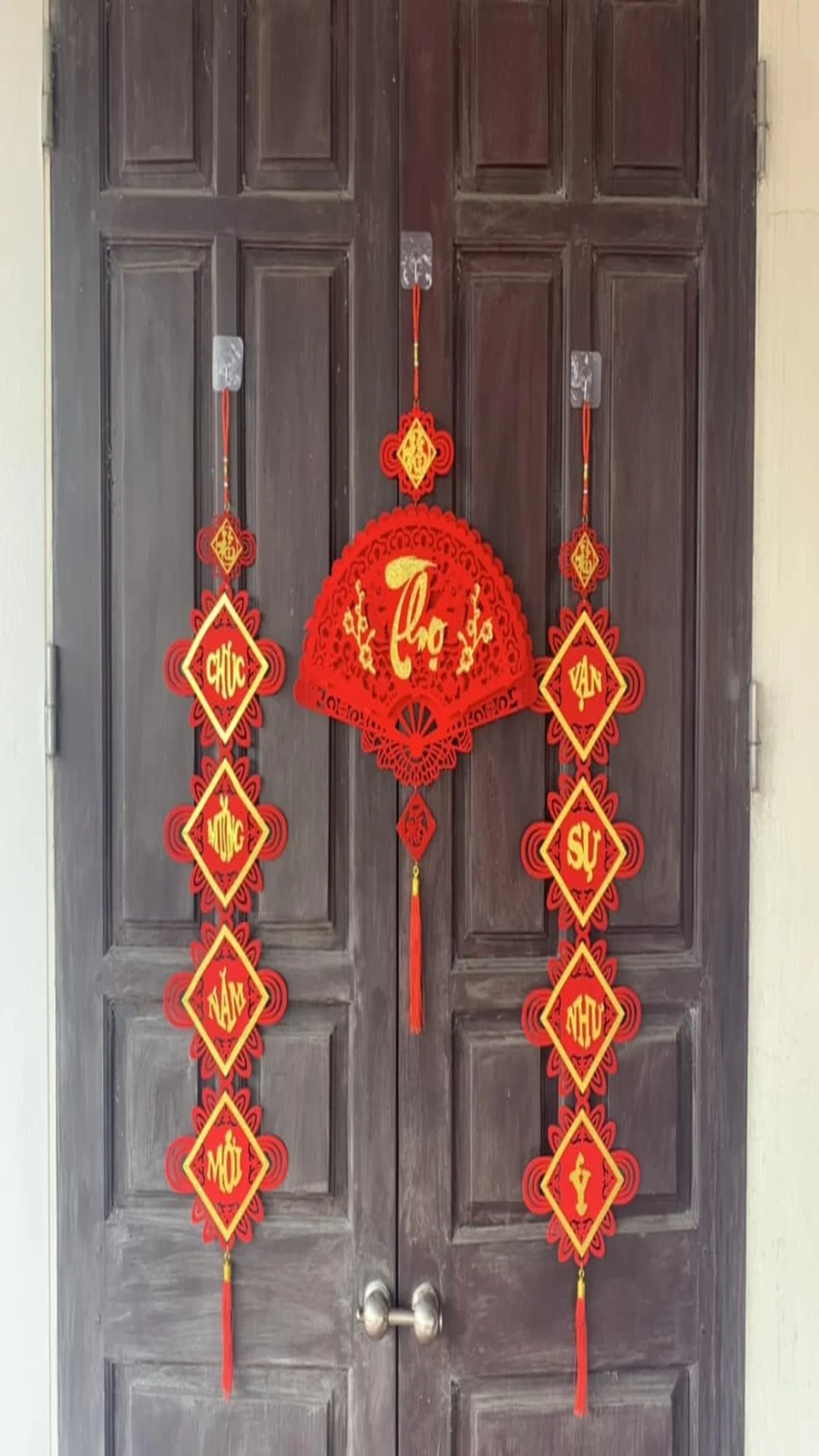 Sắc nét mọi thiết bị nhờ Hình nền quạt giấy đỏ Full HD