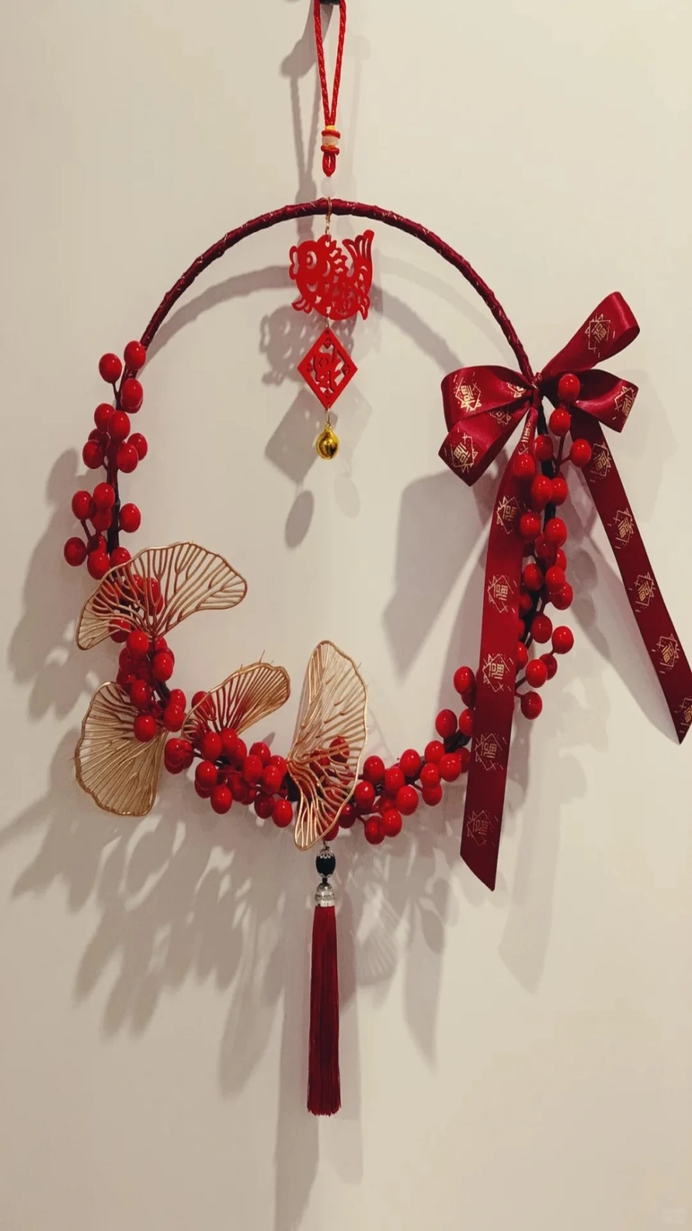 Không gian hiện đại hơn nhờ hình nền quạt trang trí hiện đại