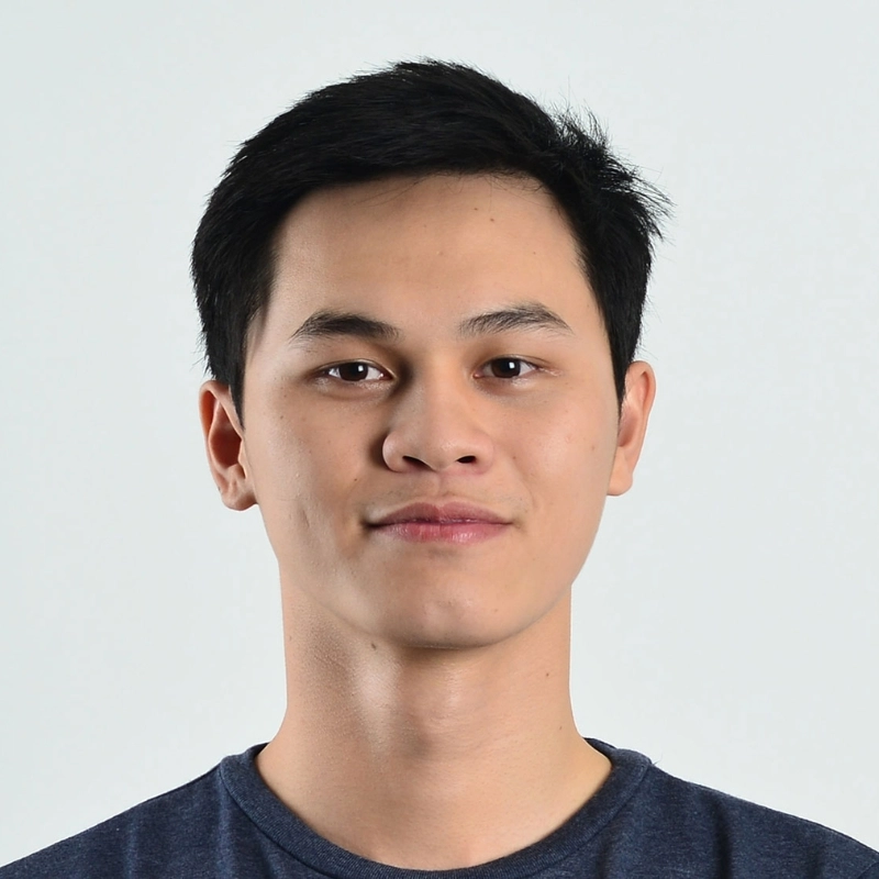 Chân dung tác giả Hoàng Nam