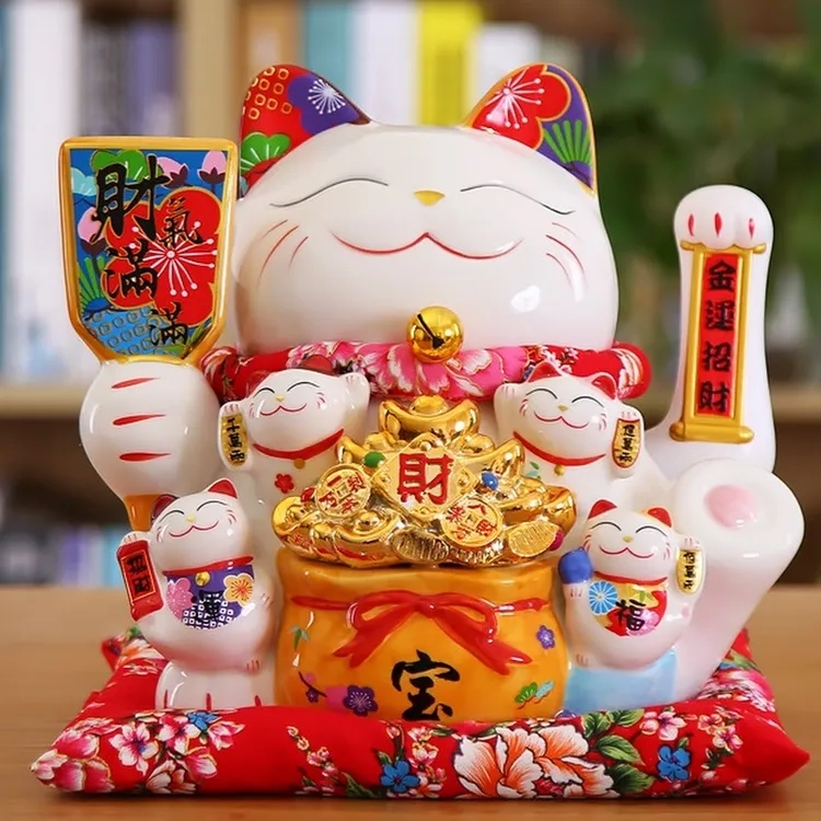 Mèo thần tài nổi bật trong ảnh mèo thần tài vẫy tay