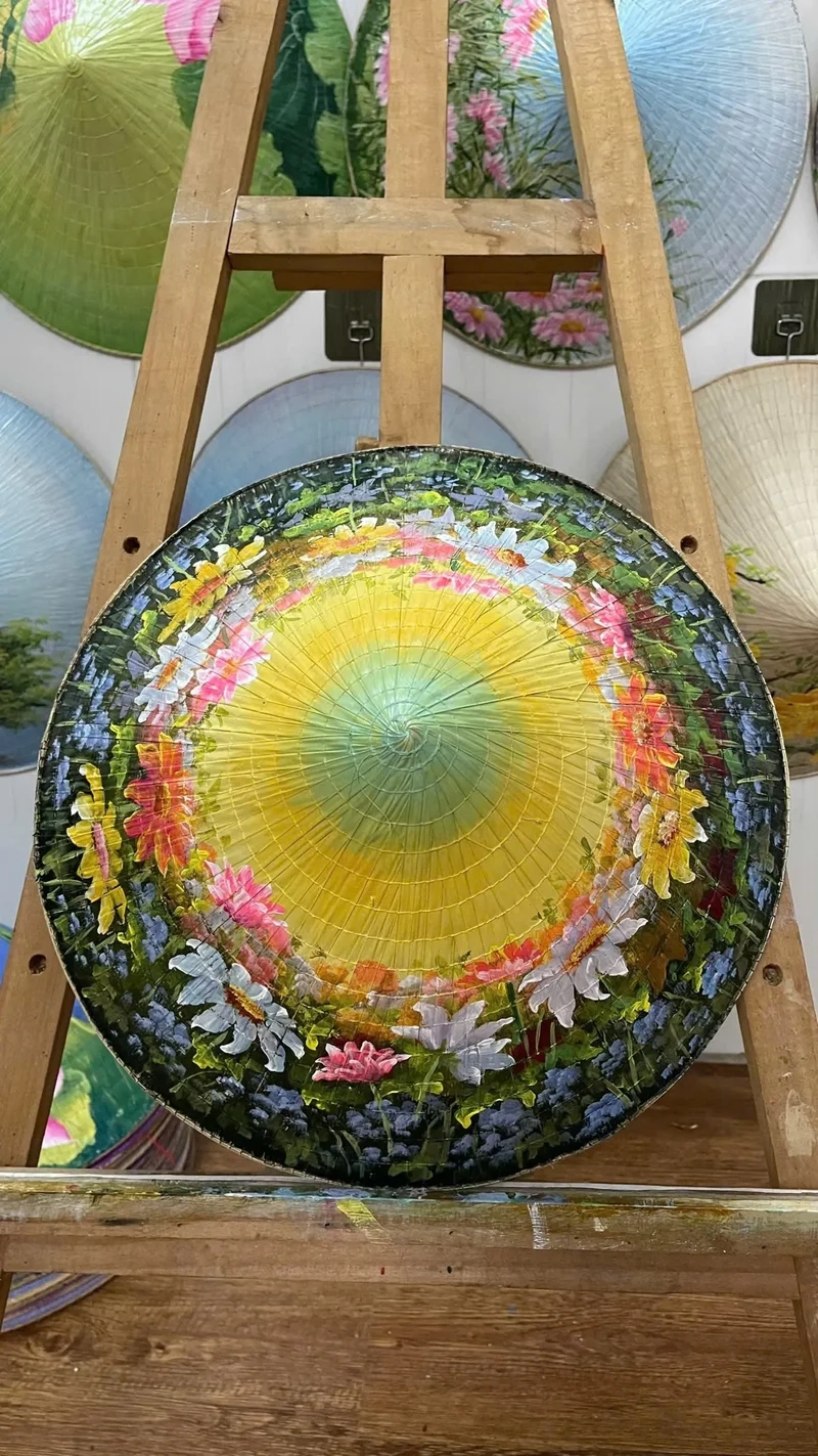 Ảnh nón lá tết nhẹ nhàng và truyền thống