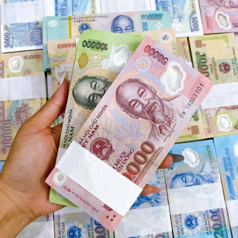 Ngắm Ảnh xấp tiền mới mang lộc đầu năm